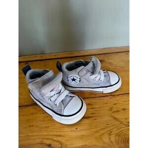 Converse baby shoes